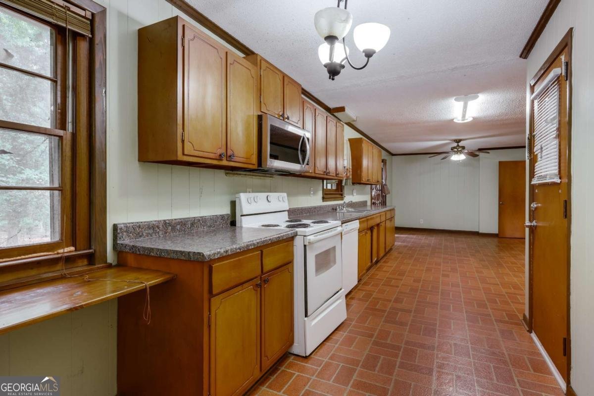 135 Cavalier Court Athens - Photo 21