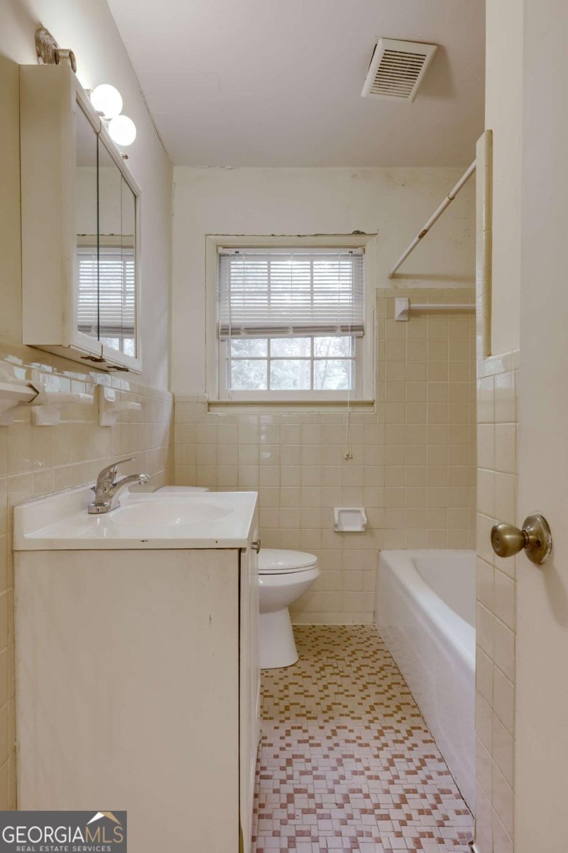 135 Cavalier Court Athens - Photo 25