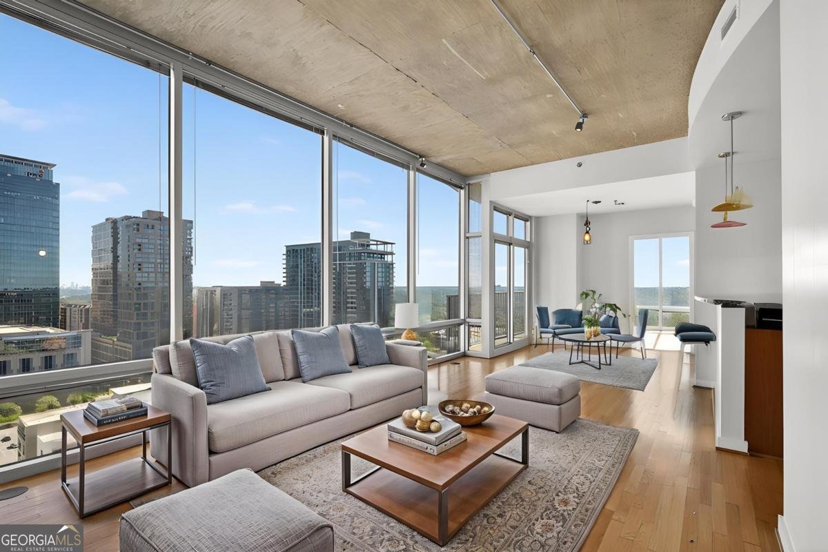 943 Peachtree Street Atlanta - main photo