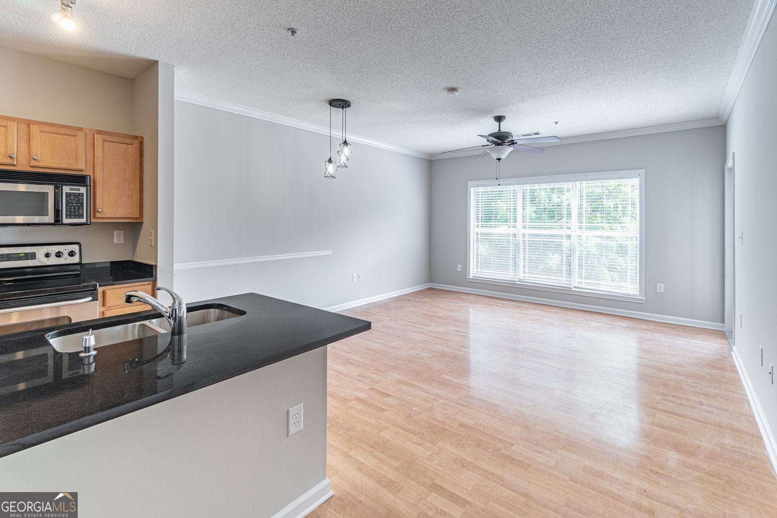 4333 Dunwoody Park Atlanta - main photo