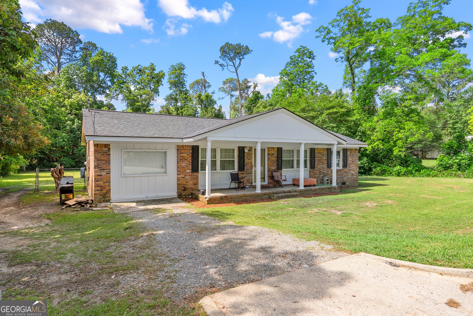 275 Green Street Pelham - main photo