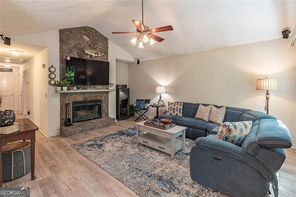 3430 Lakeside Lane Cumming - Photo 8