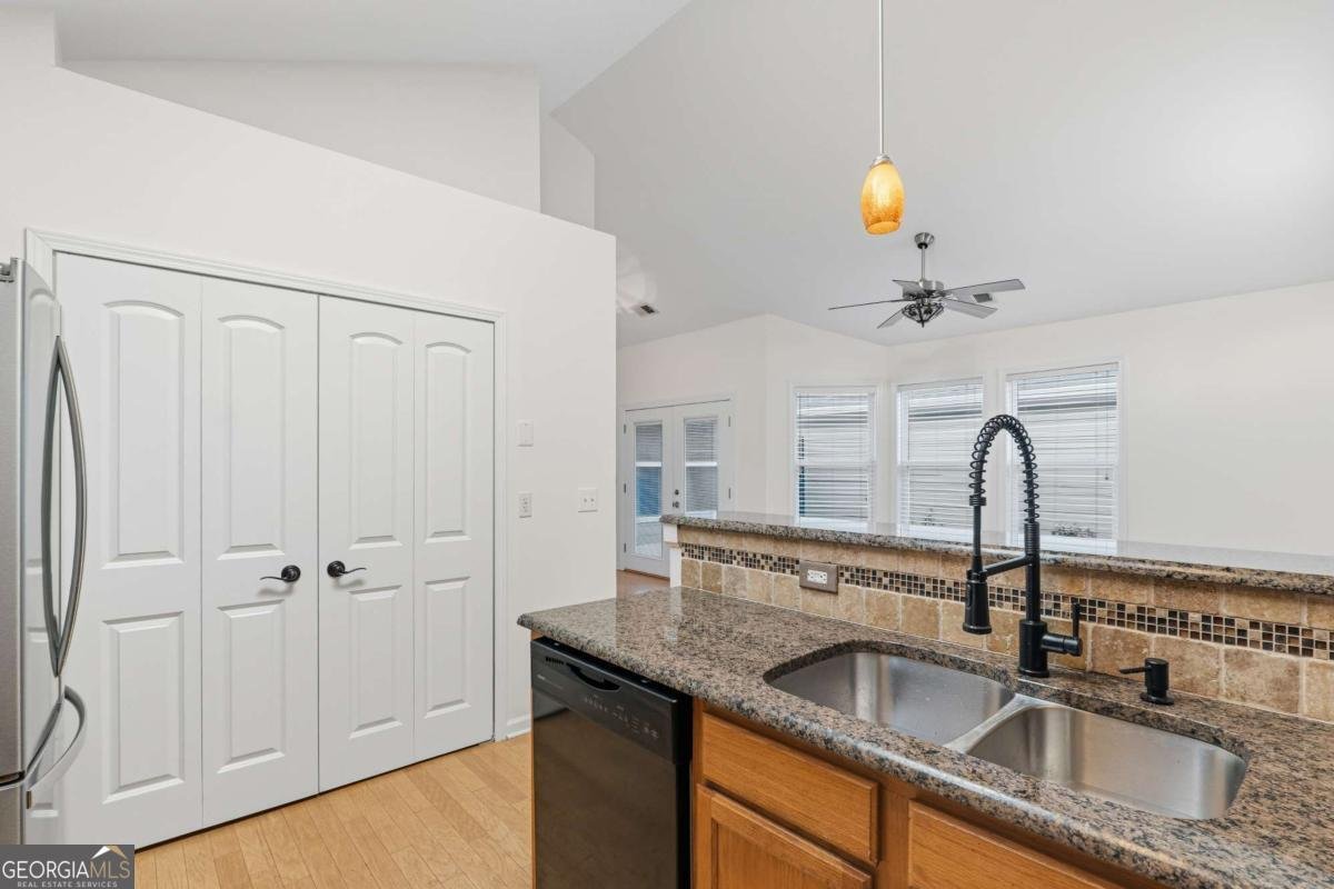 5062 Kathryn Glen Drive Acworth - Photo 10