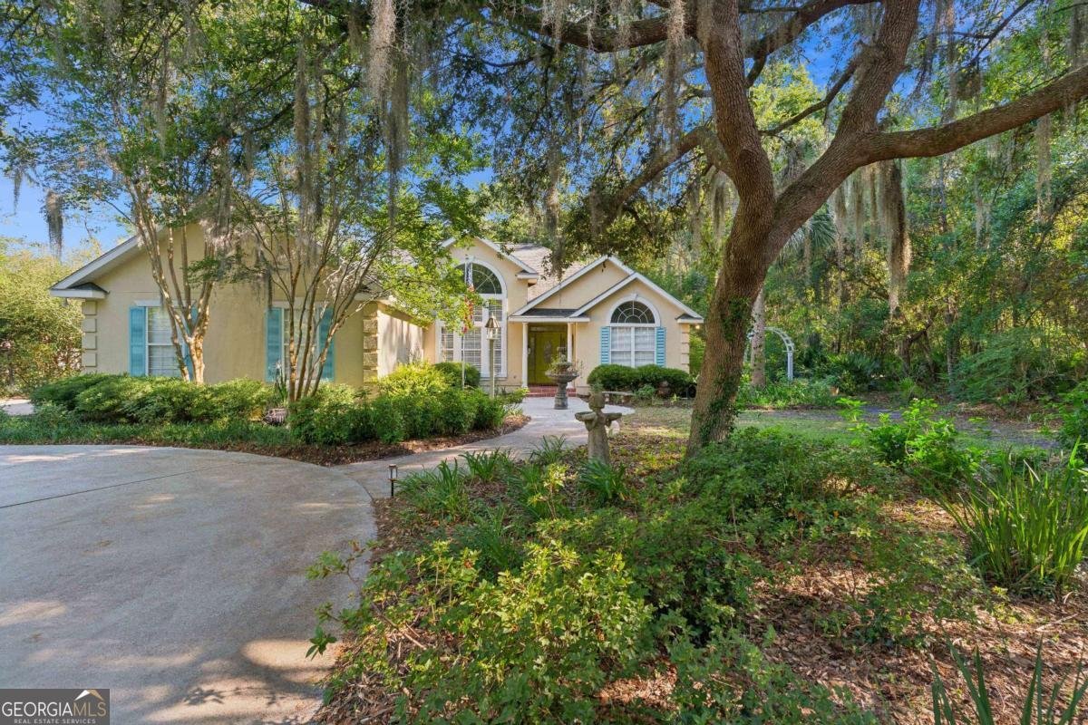390 Harbor View Drive Woodbine - main photo