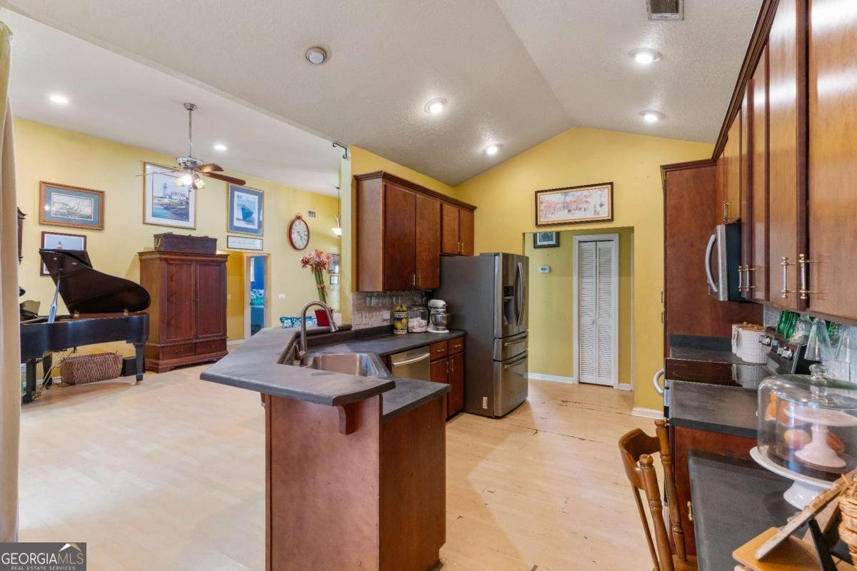 390 Harbor View Drive Woodbine - Photo 14