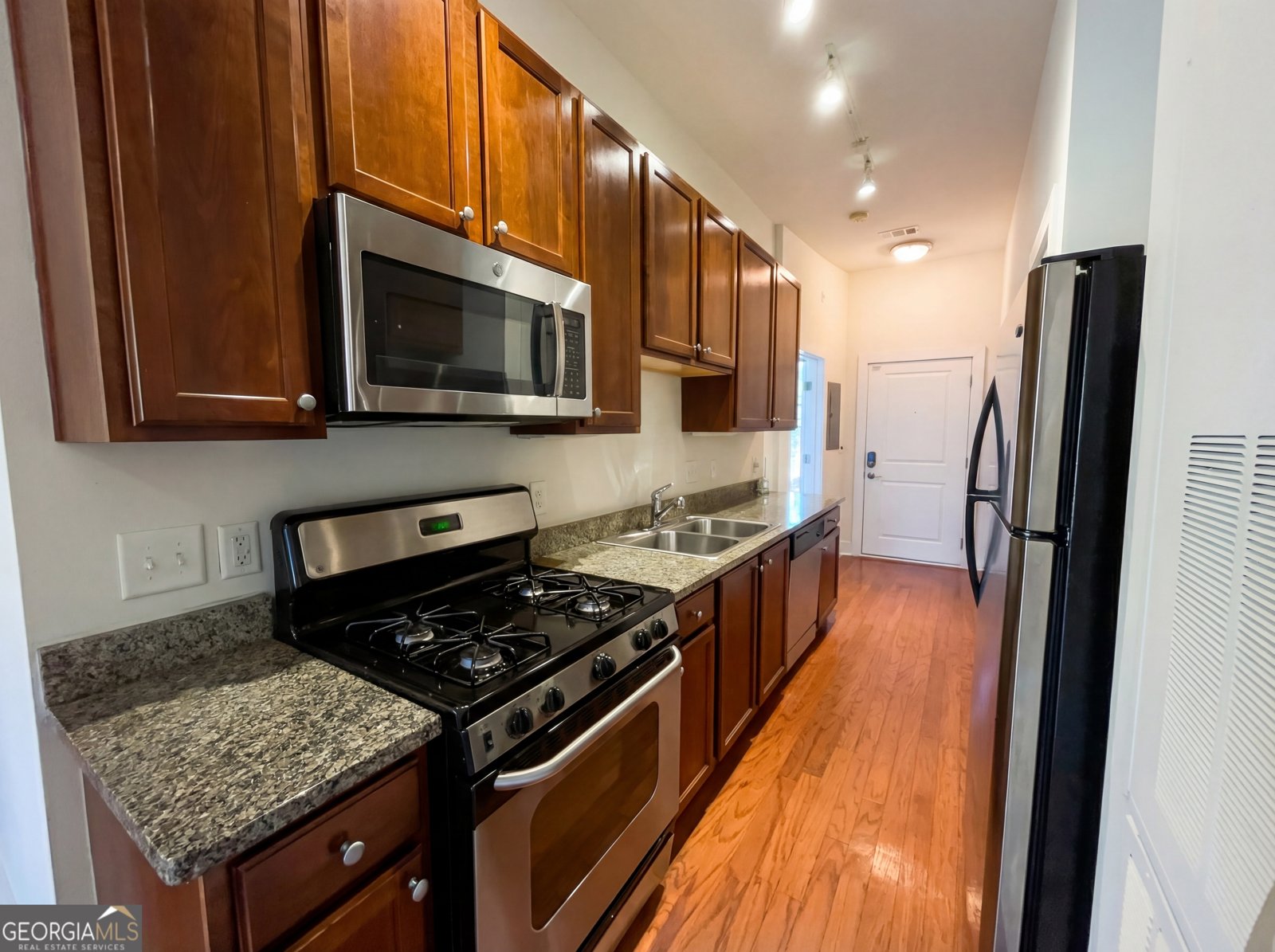 1195 Milton Terrace Atlanta - Photo 6