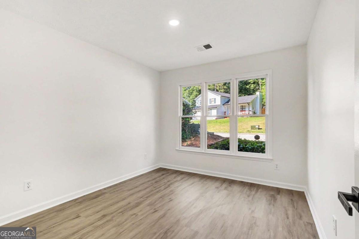 4795 Wyndam Drive Stone Mountain - Photo 11