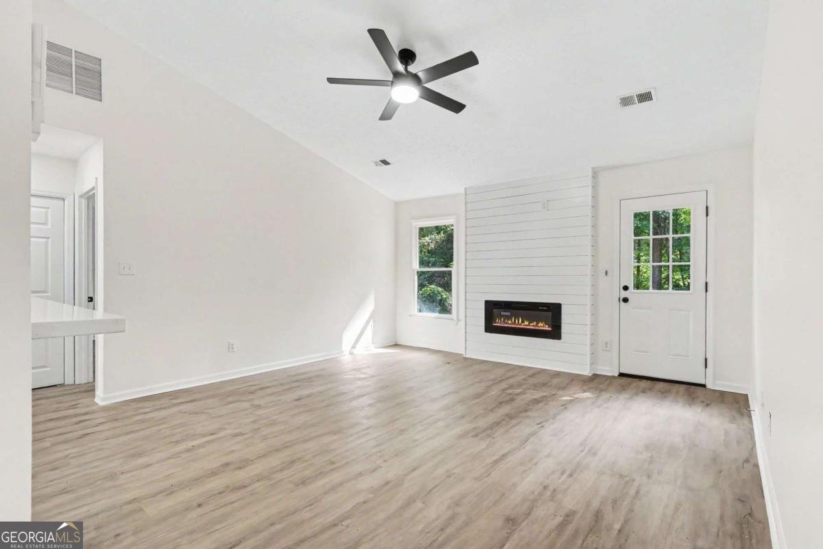 4795 Wyndam Drive Stone Mountain - Photo 7