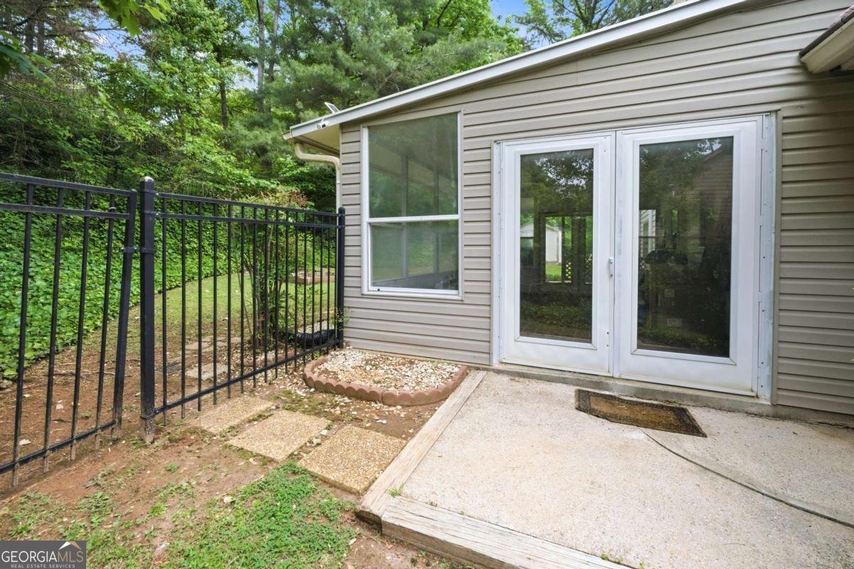 630 Battersea Drive Lawrenceville - Photo 49