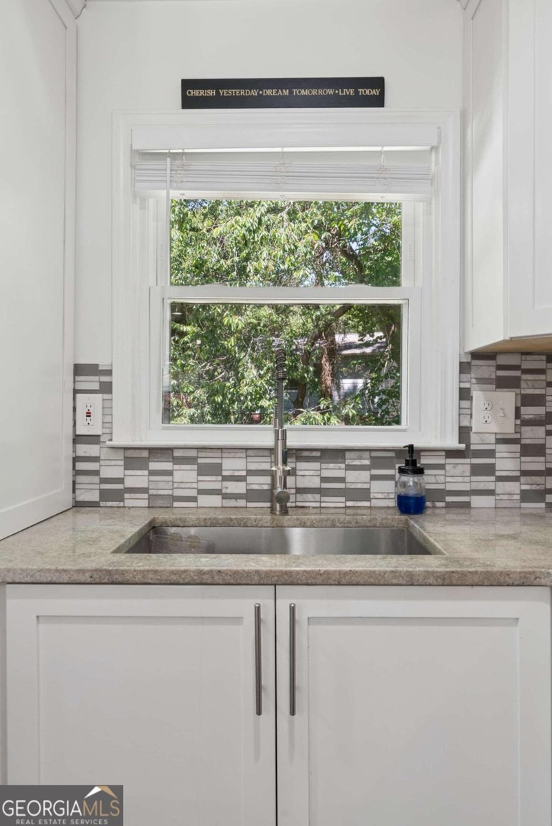 2607 Hatfield Circle Atlanta - Photo 13