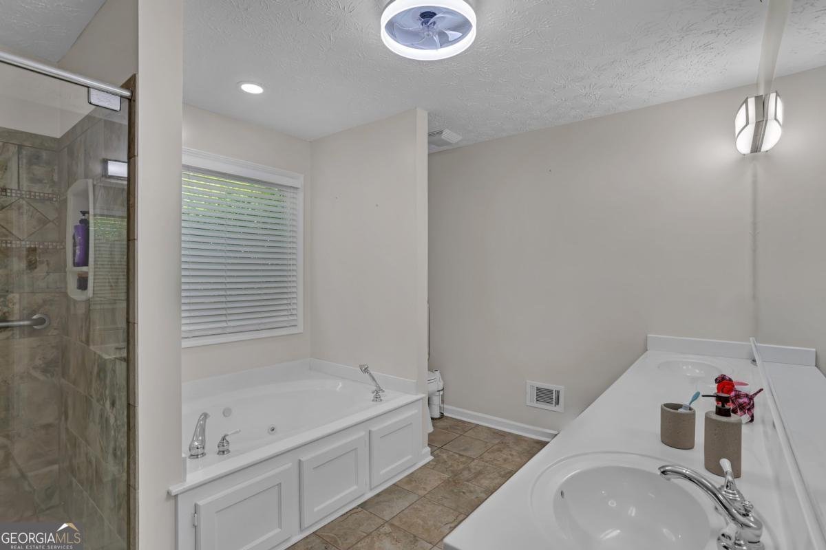 2660 Sandy Creek Circle Loganville - Photo 18