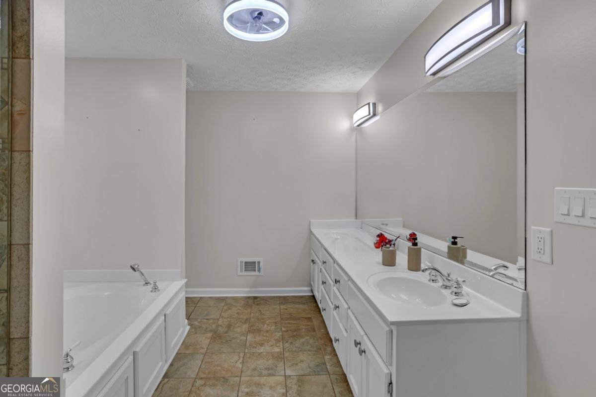 2660 Sandy Creek Circle Loganville - Photo 19
