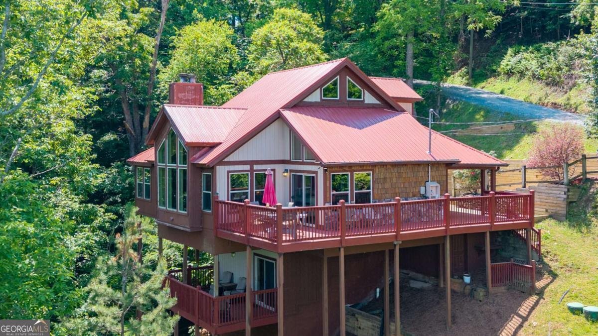 561 Summit Lane Ellijay - main photo