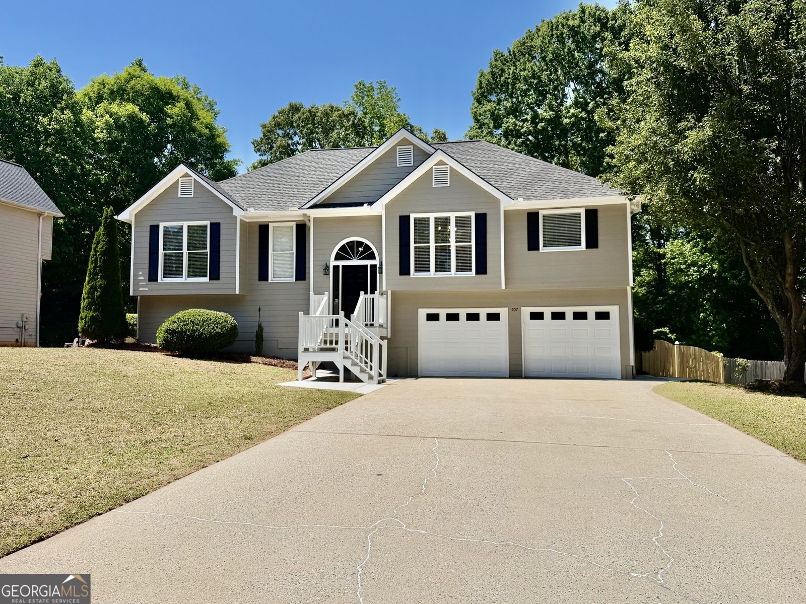 507 Legacy Park Lane Powder Springs - main photo