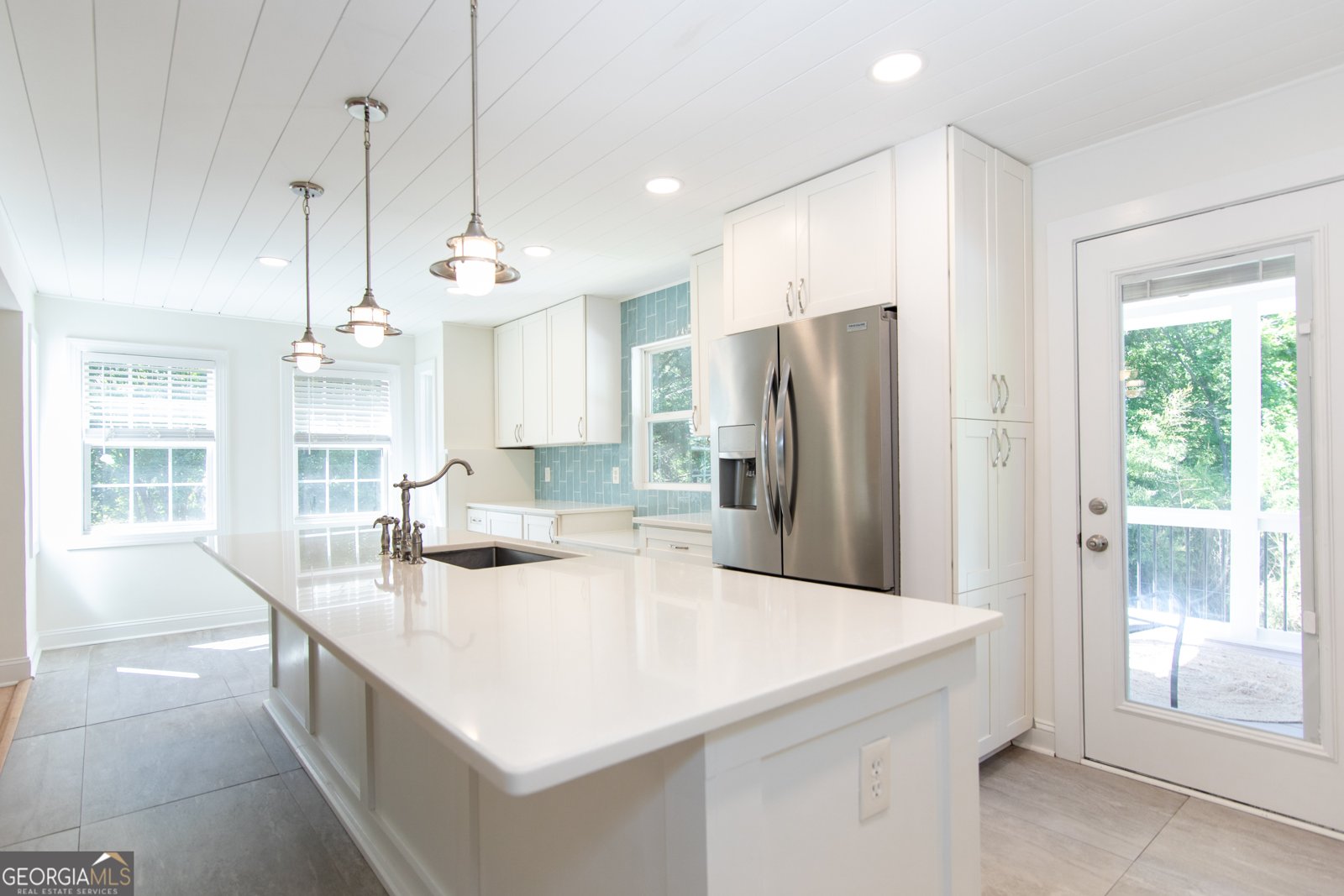 533 Arnold Mill Road Woodstock - Photo 7