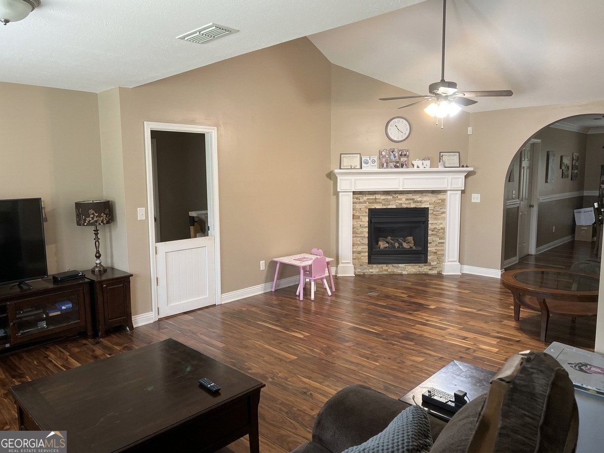 55 Riverbrooke Terrace Covington - Photo 6