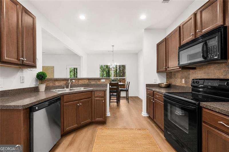 306 Pin Oak Avenue Woodstock - Photo 13