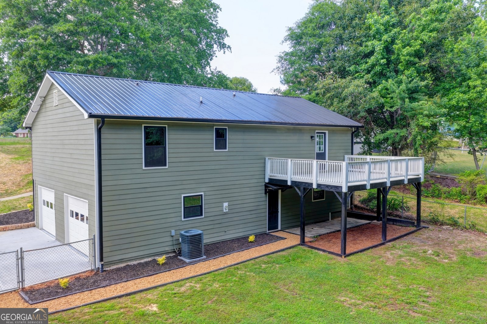 1625 Peachtree Circle Lawrenceville - Photo 37
