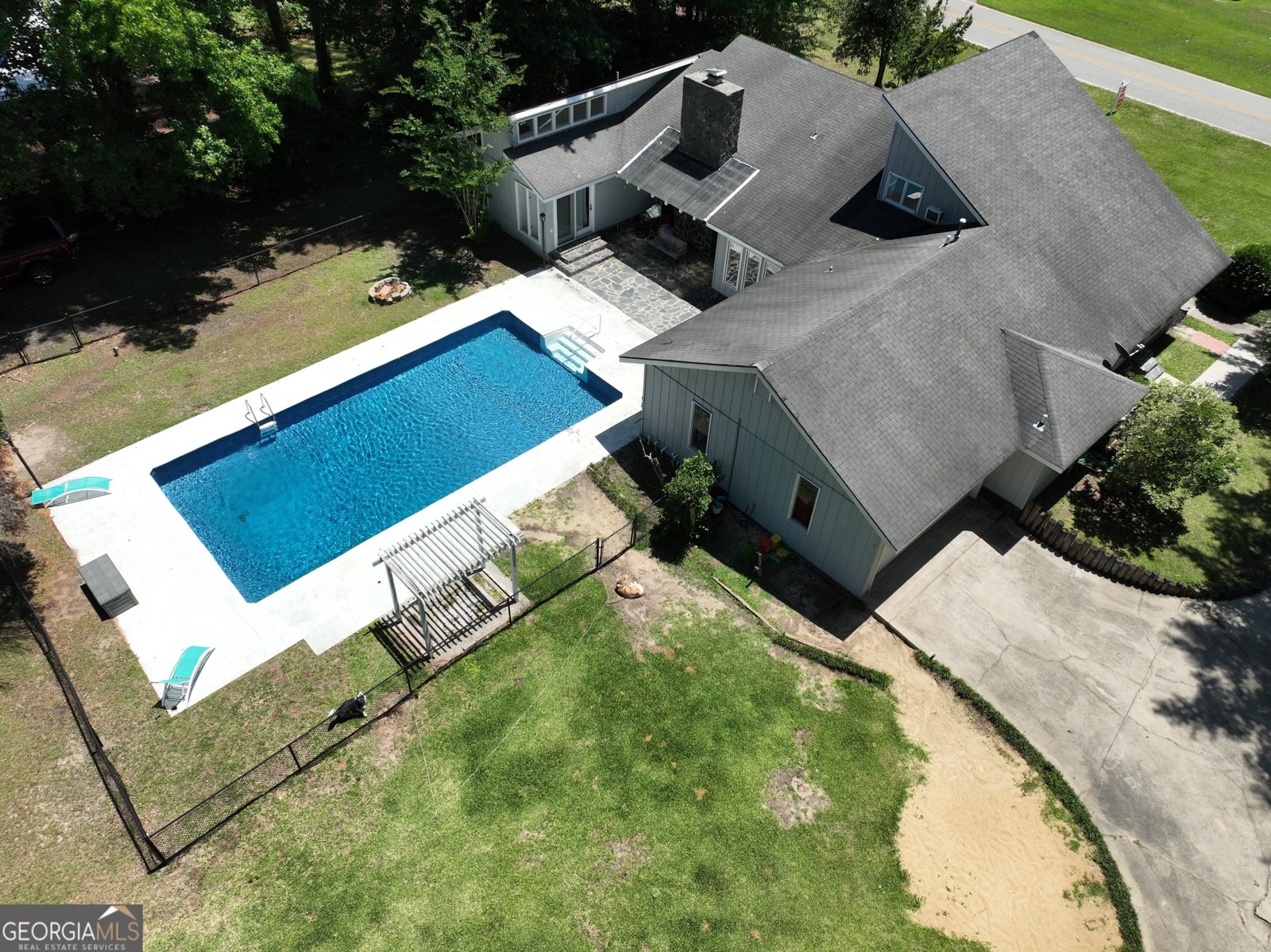 Photo 4