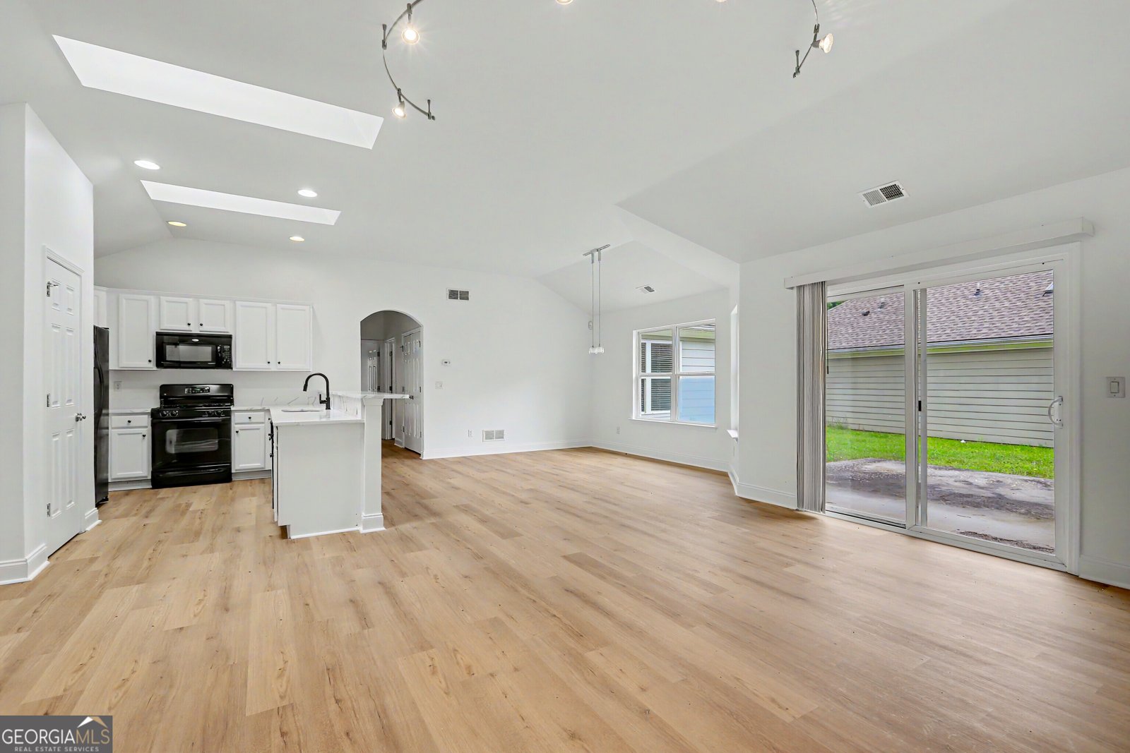 156 Cottage Club Drive Locust Grove - Photo 13