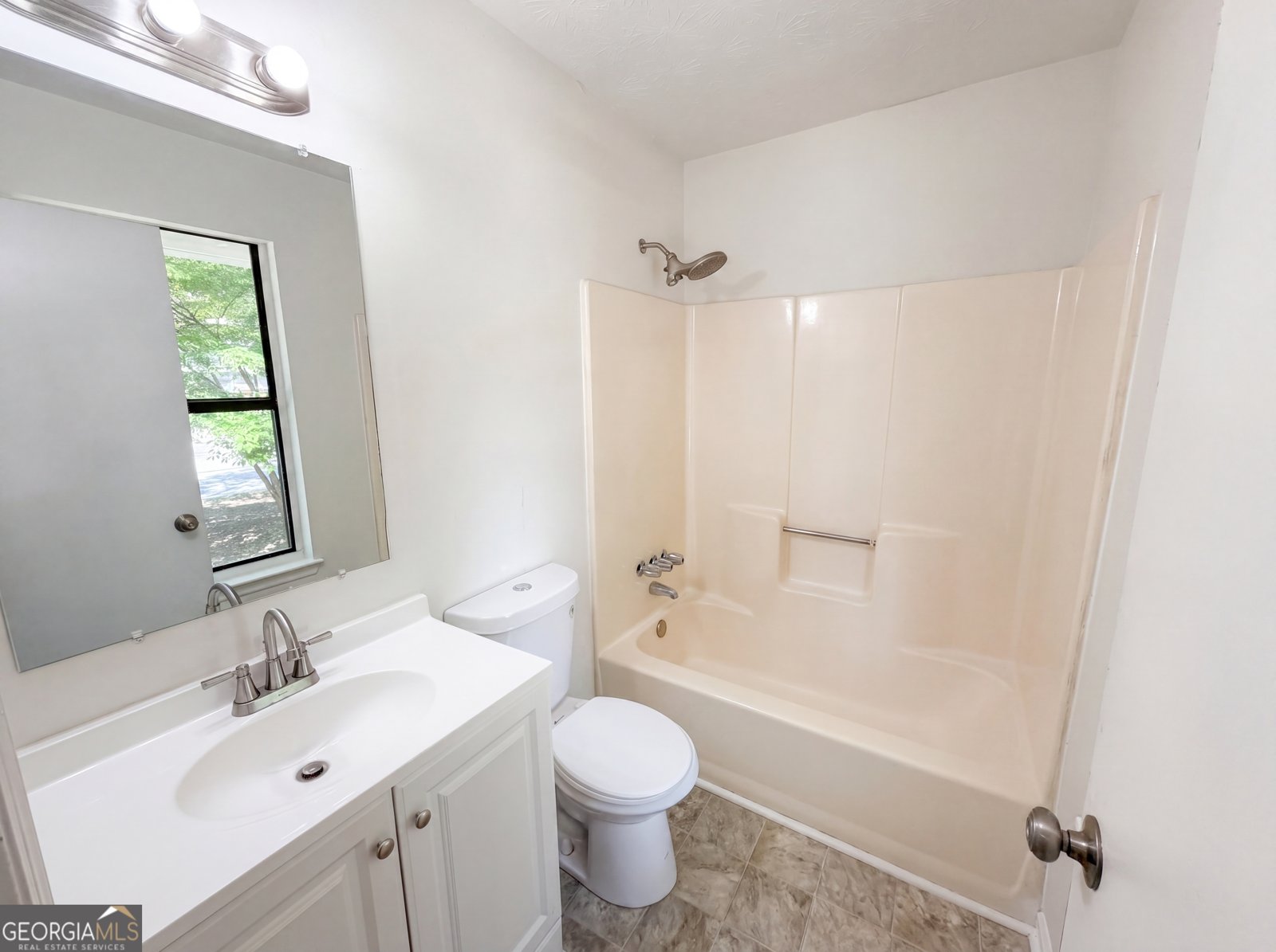 817 Greenhedge Way Stone Mountain - Photo 13