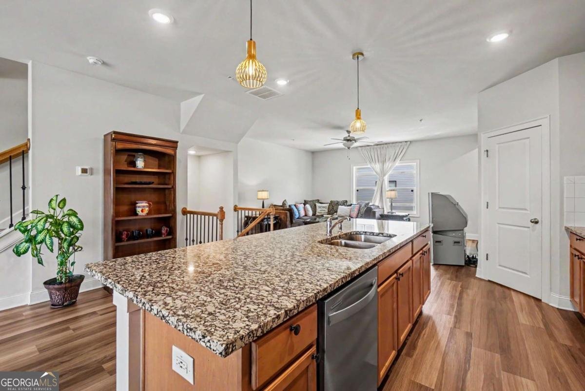 823 Mackay Creek Woodstock - Photo 9