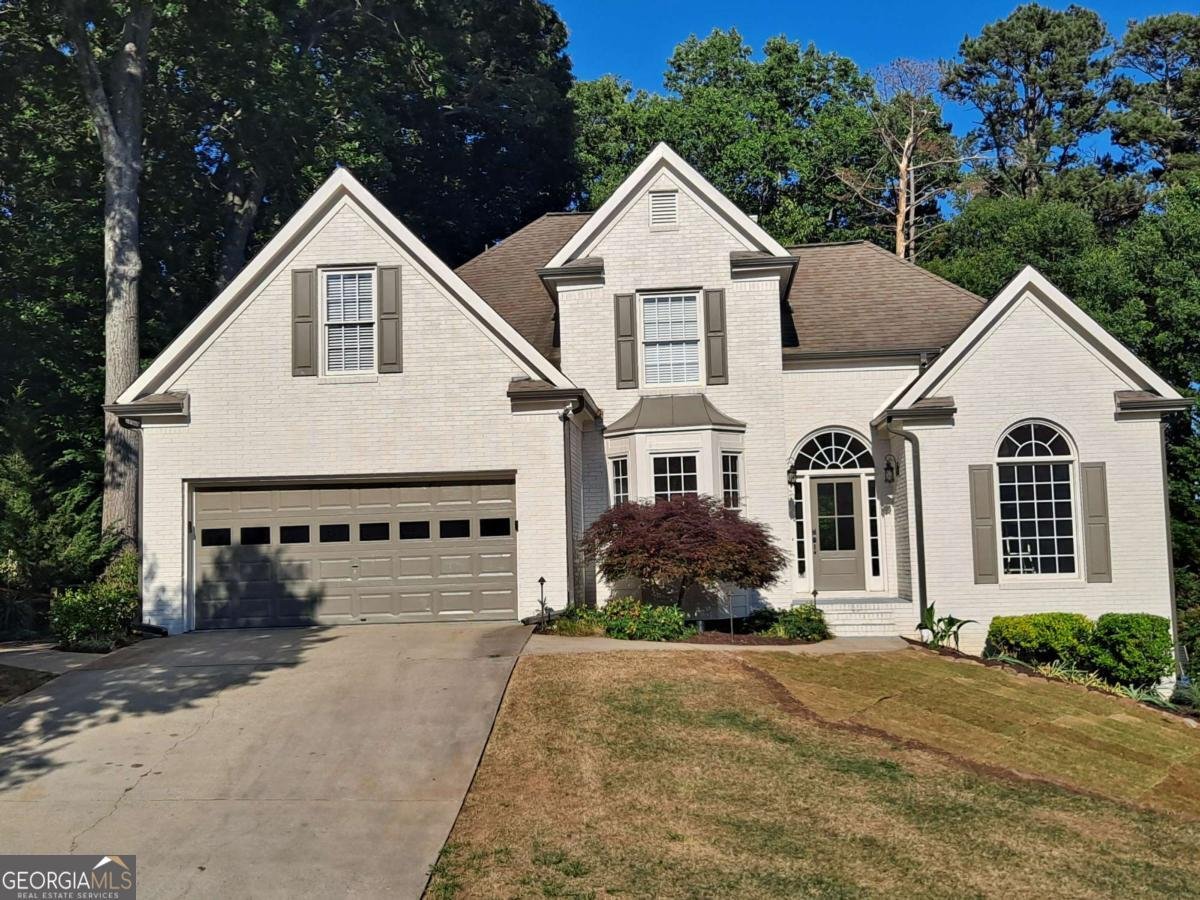 1025 Russell Point Suwanee - main photo