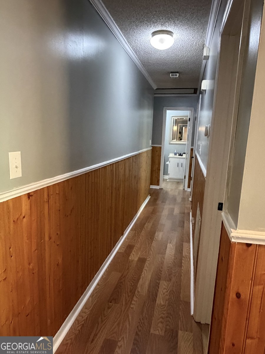 221 Oak Valley Drive Macon - Photo 11