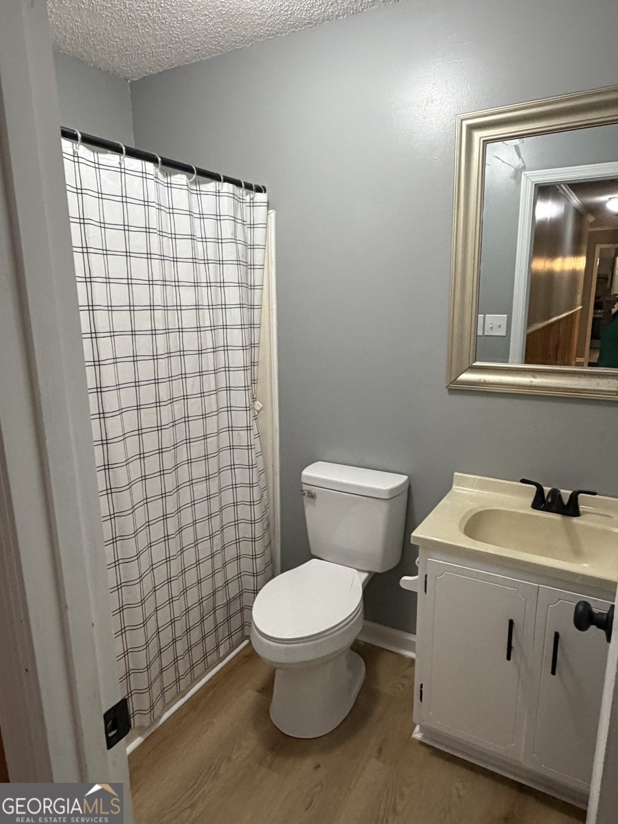 221 Oak Valley Drive Macon - Photo 12