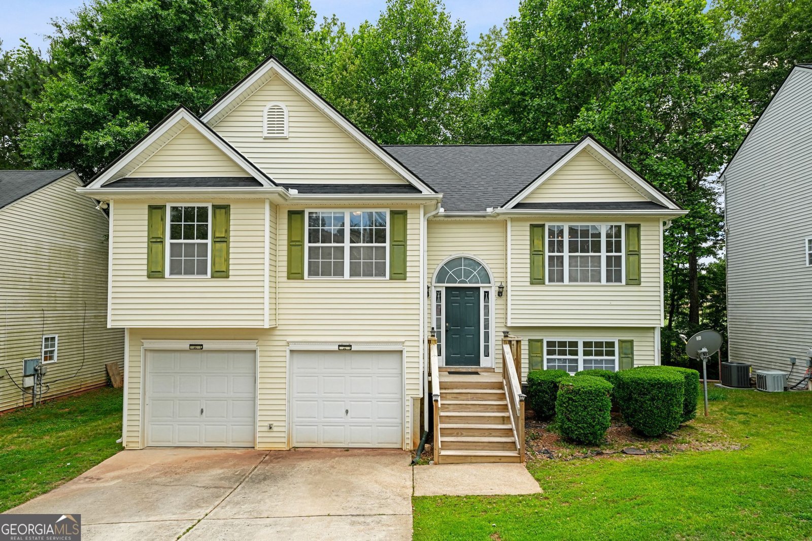 6588 Snowbird Lane Douglasville - main photo