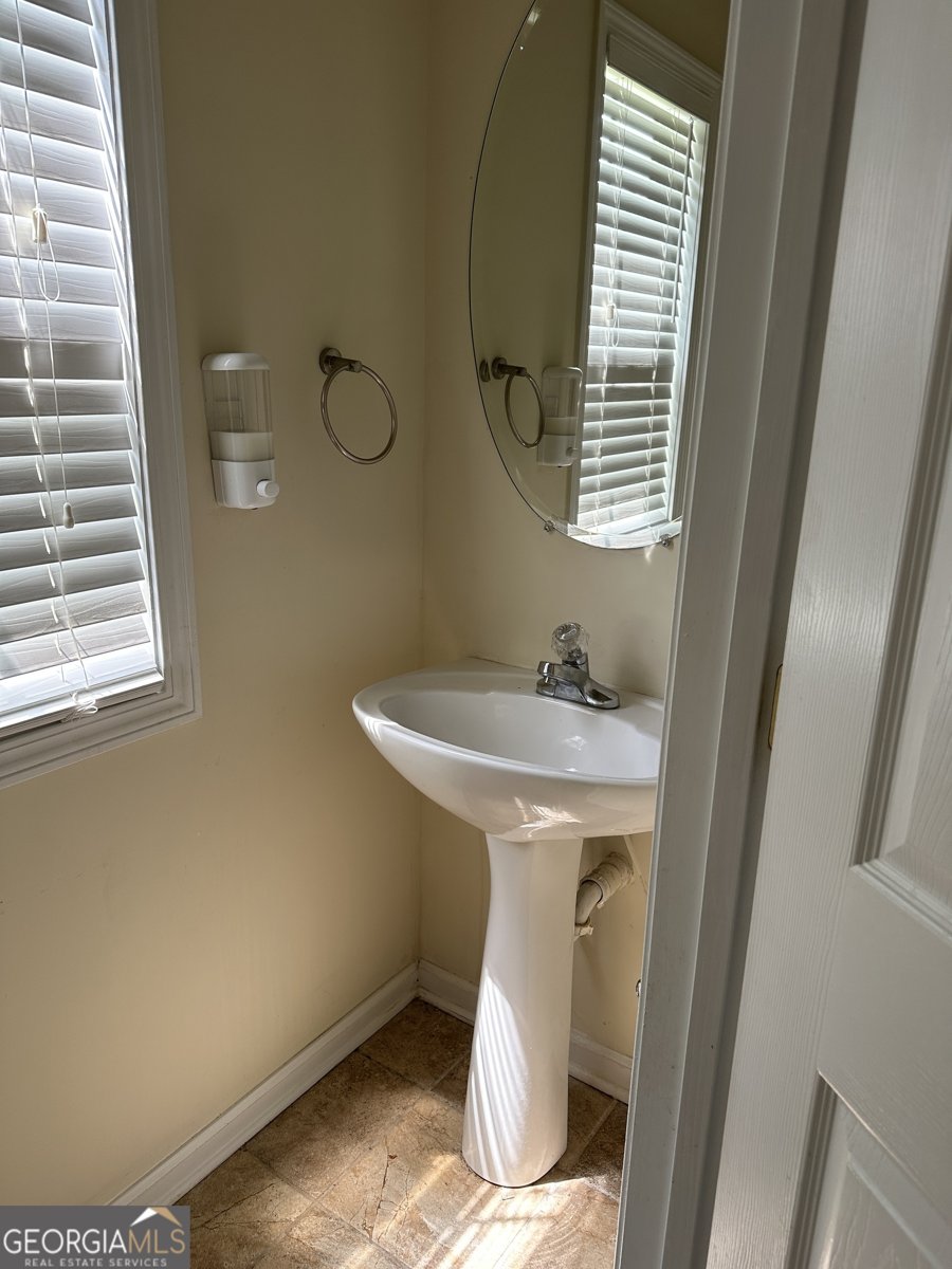 805 Chelsea Wood Court Stockbridge - Photo 11
