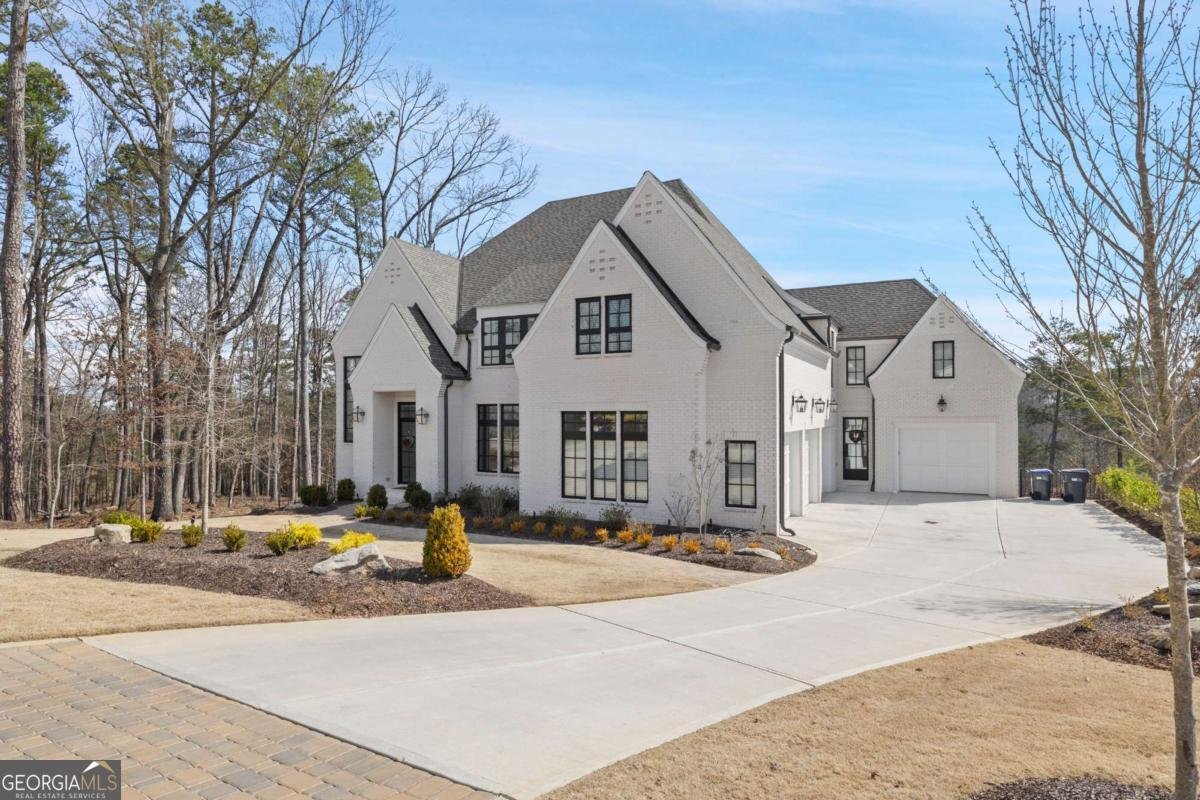 761 Woodvale Point Suwanee - main photo