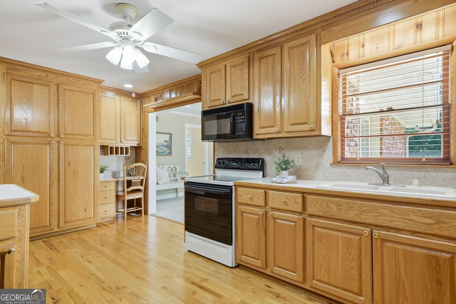 3140 Post Oak Tritt Road Marietta - Photo 10