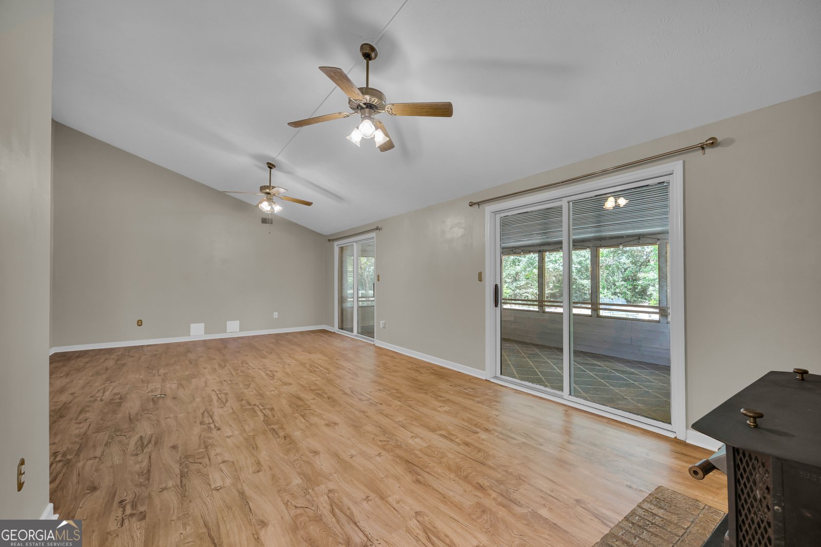 300 Richard Way Athens - Photo 9