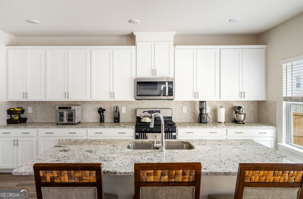 7767 Richmond Trail Fairburn - Photo 8