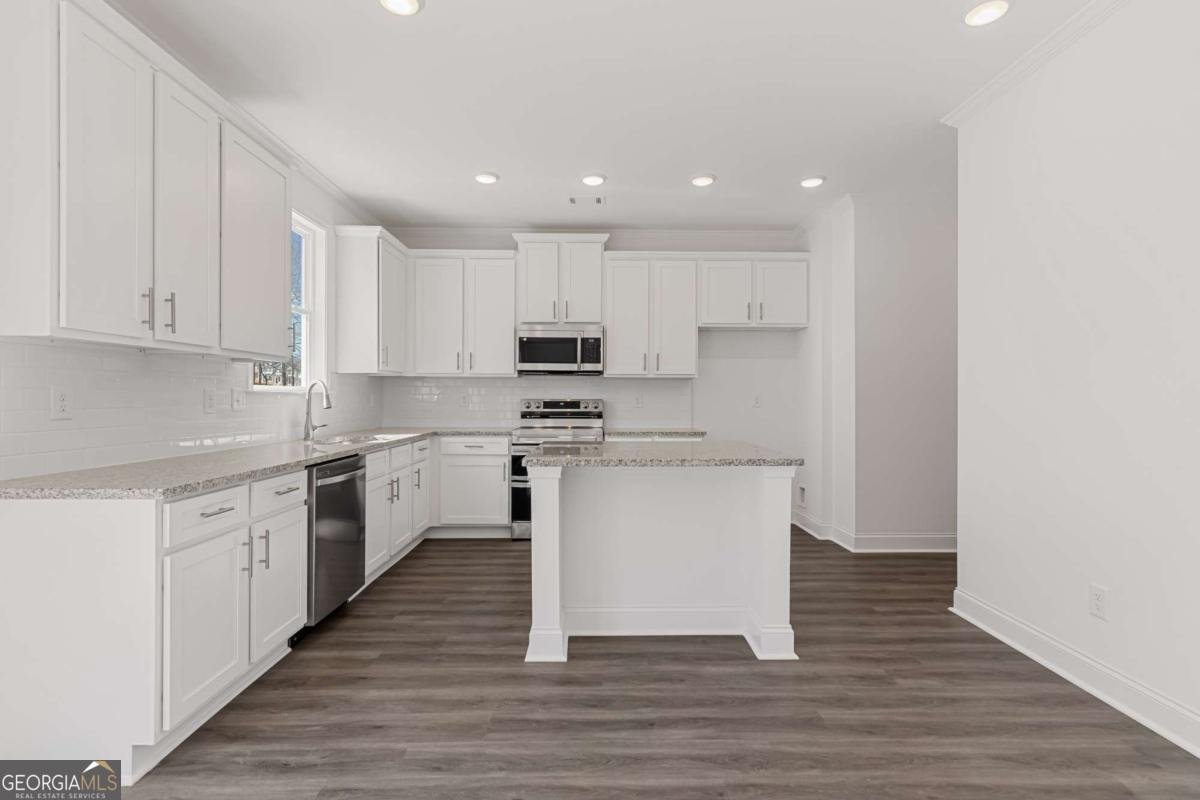 7272 Millbrae Walk Flowery Branch - Photo 19