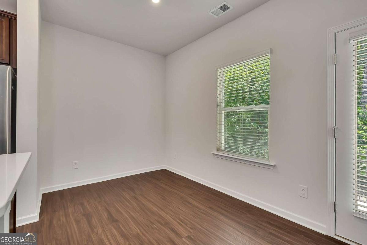 263 Witter Way Woodstock - Photo 7