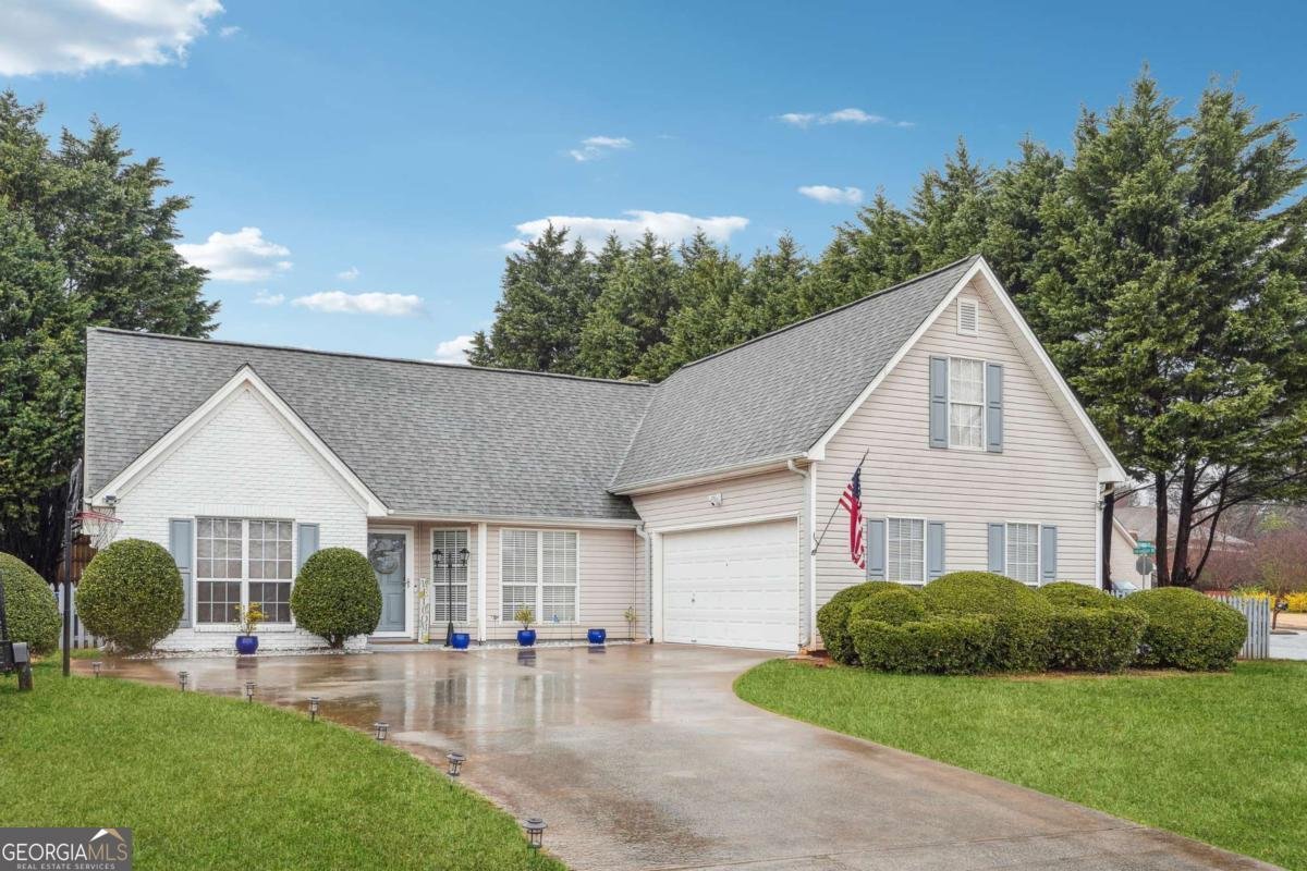 35 Shenandoah Drive Winder - main photo