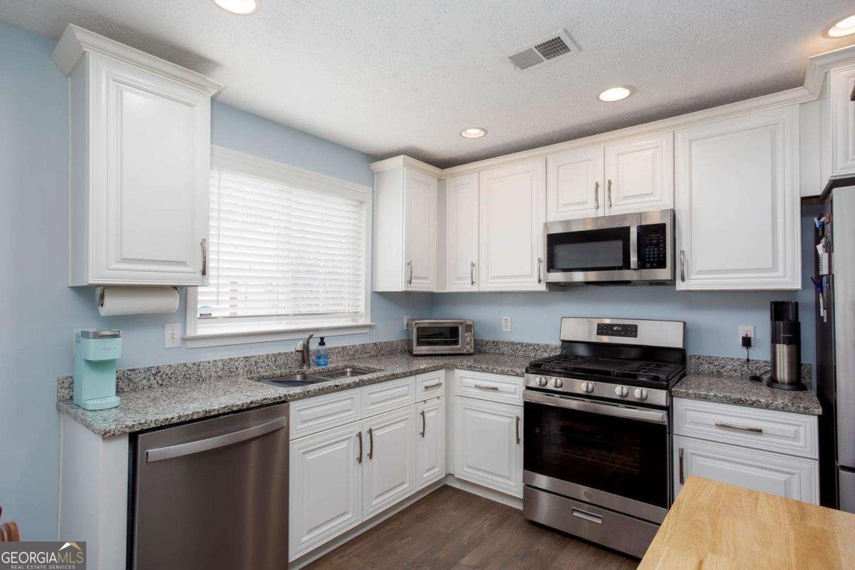 126 Oaks Pl Woodstock - Photo 7