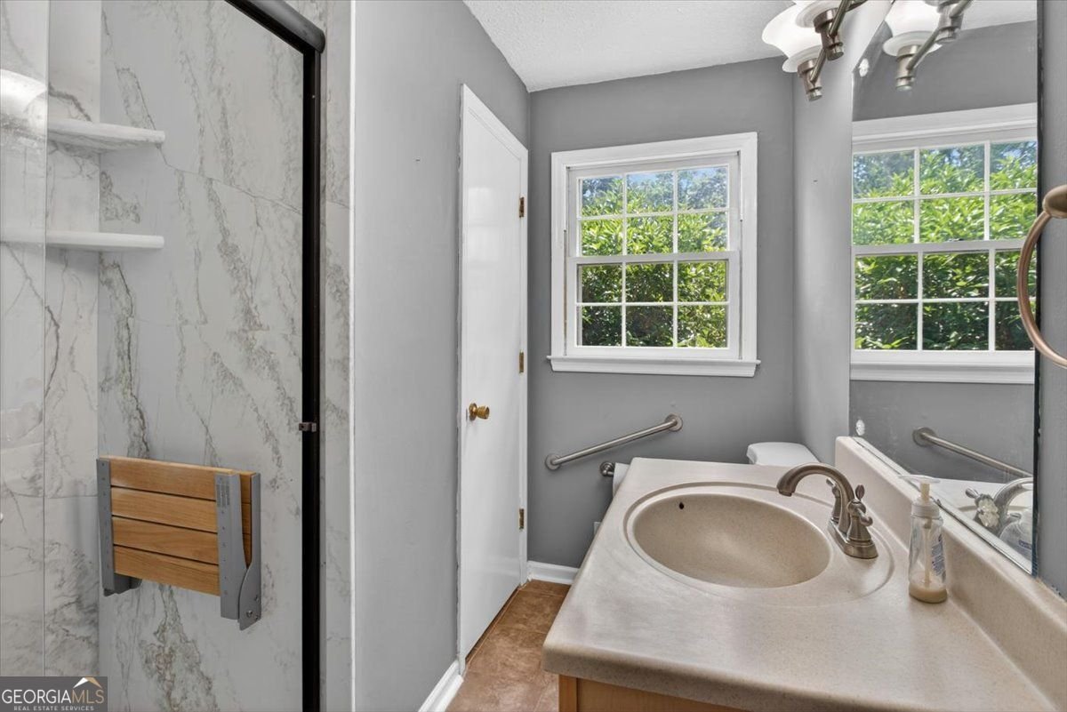 129 Oak Forest Drive Canton - Photo 13
