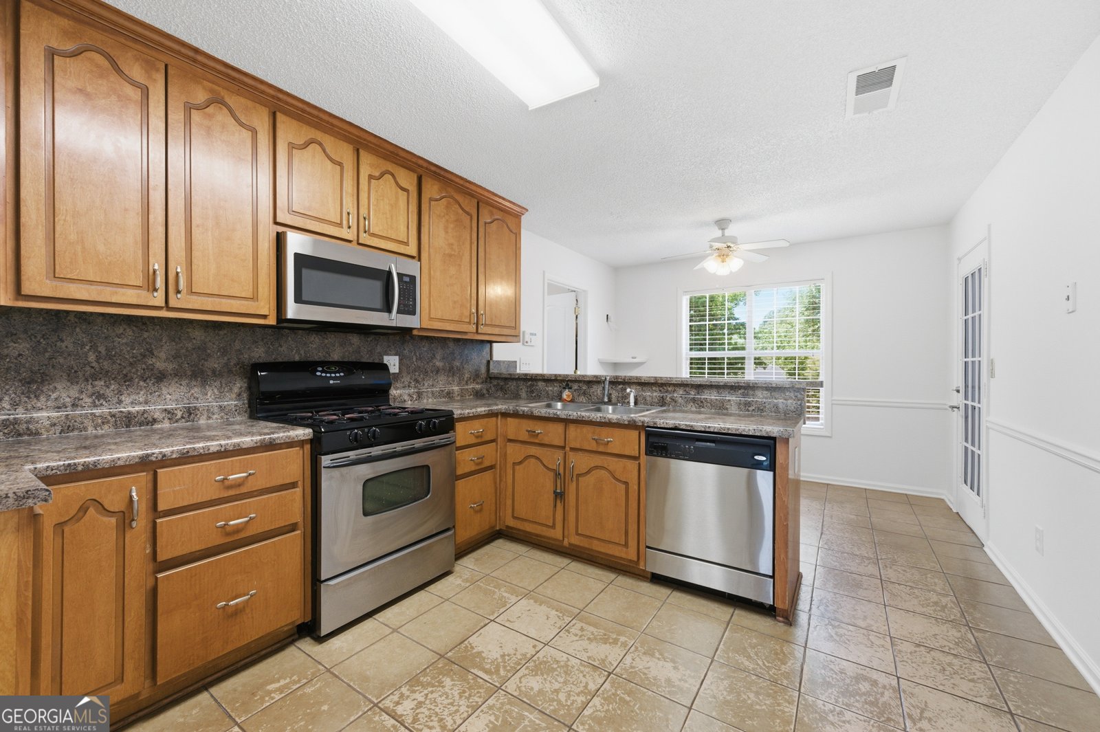 321 Jodeco Station Circle Stockbridge - Photo 11