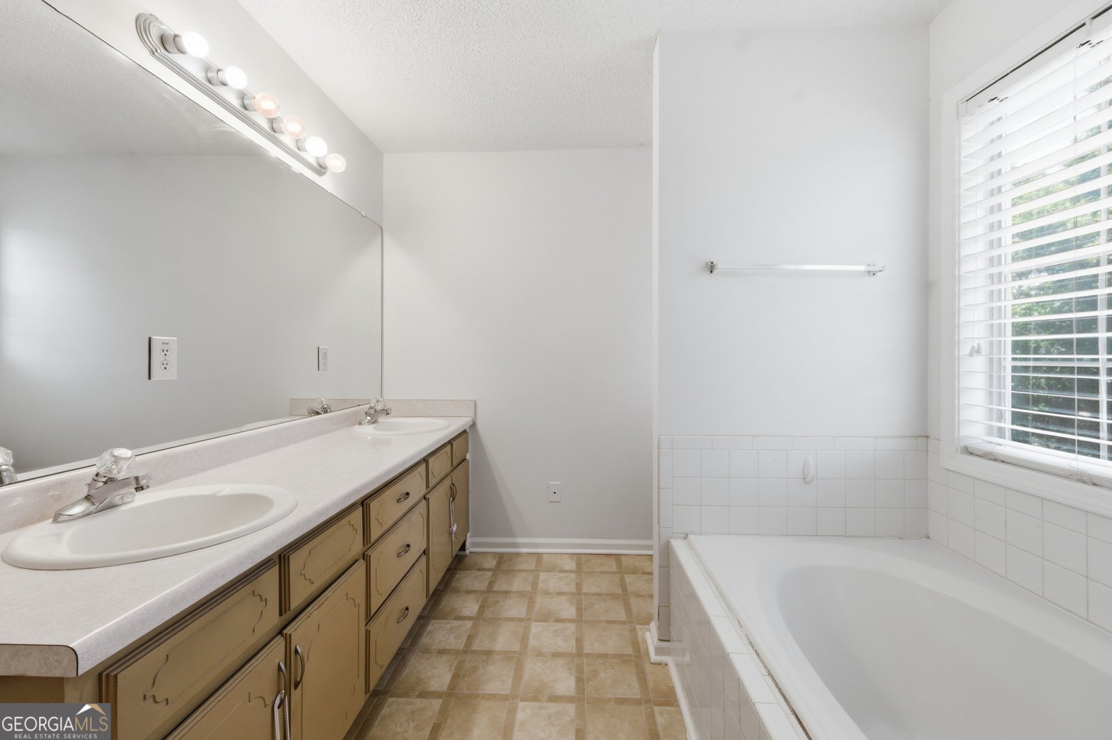 321 Jodeco Station Circle Stockbridge - Photo 18