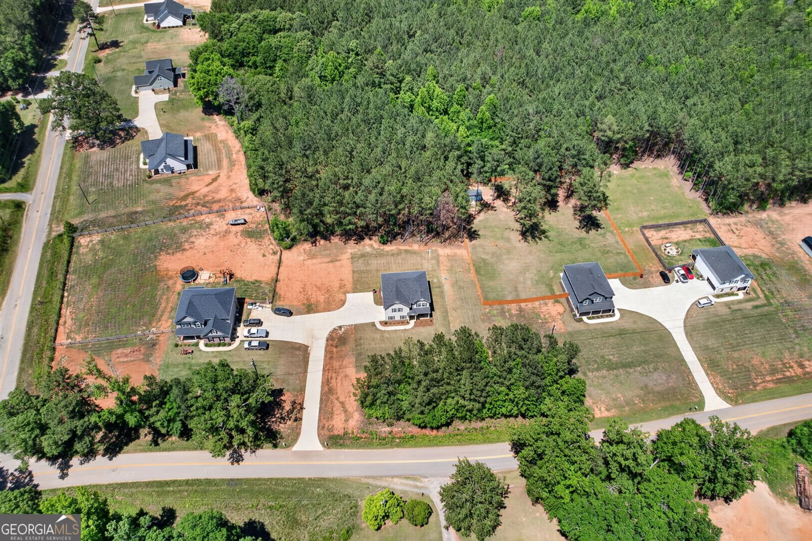 606 Sutton Road Forsyth - Photo 34