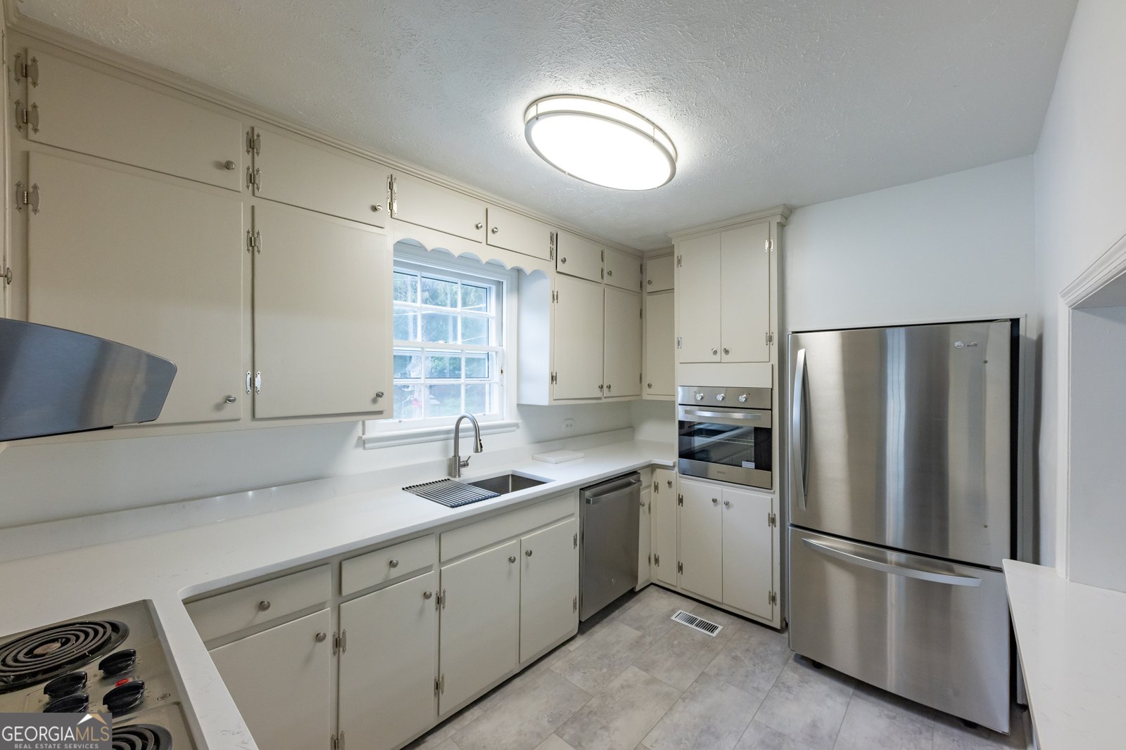 208 Upson Avenue Thomaston - Photo 12