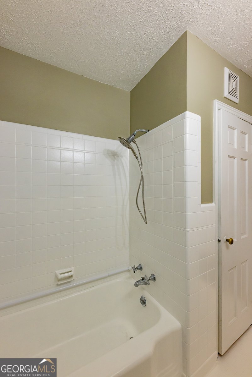 208 Upson Avenue Thomaston - Photo 28
