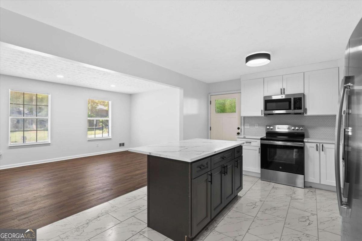 182 Slicky Rock Court Riverdale - Photo 14