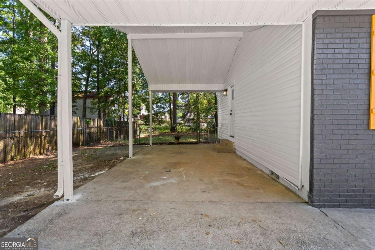 182 Slicky Rock Court Riverdale - Photo 56