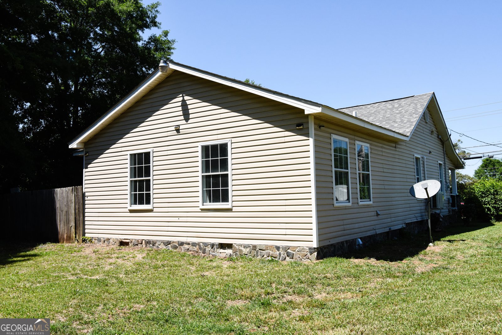Photo 4