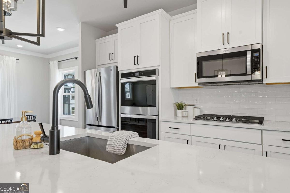 824 Mackay Creek Woodstock - Photo 8