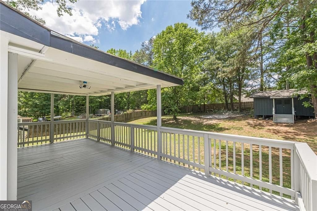 8591 Chestnut Lane Lithia Springs - Photo 7